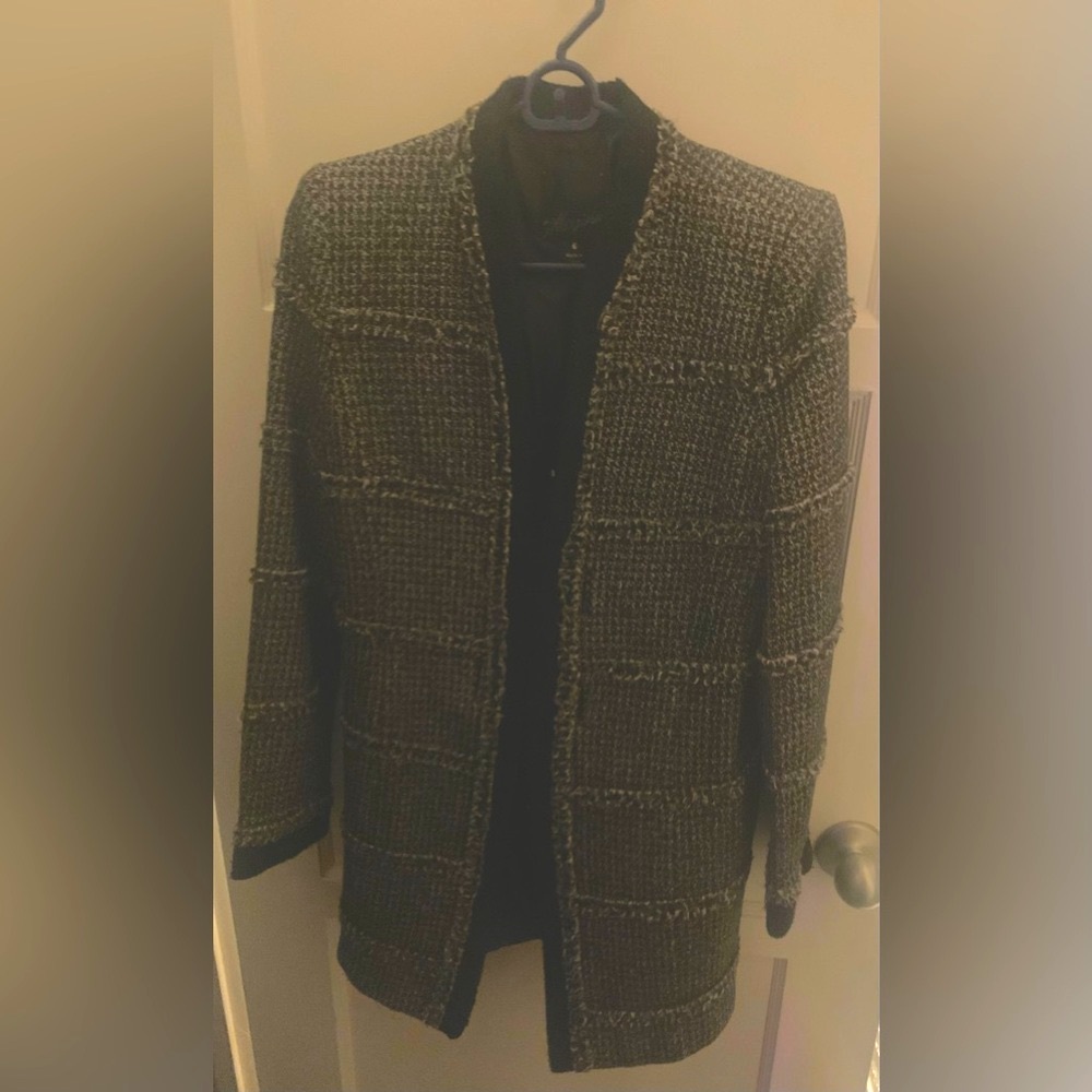 Chic Black and Gray Tweed Jacket